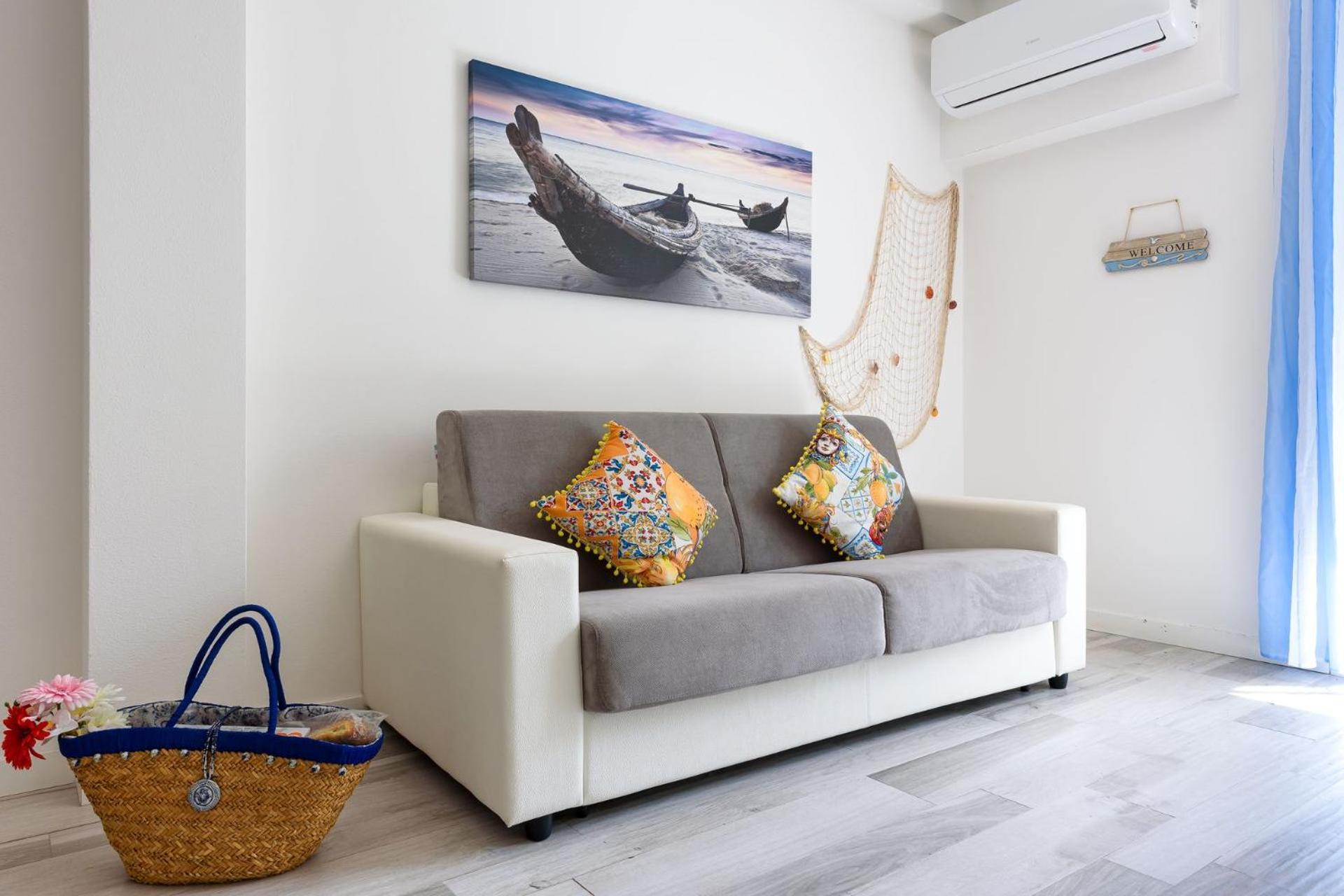 Cala Azzurra Macari Bed And Breakfast And Holidays House Rom bilde