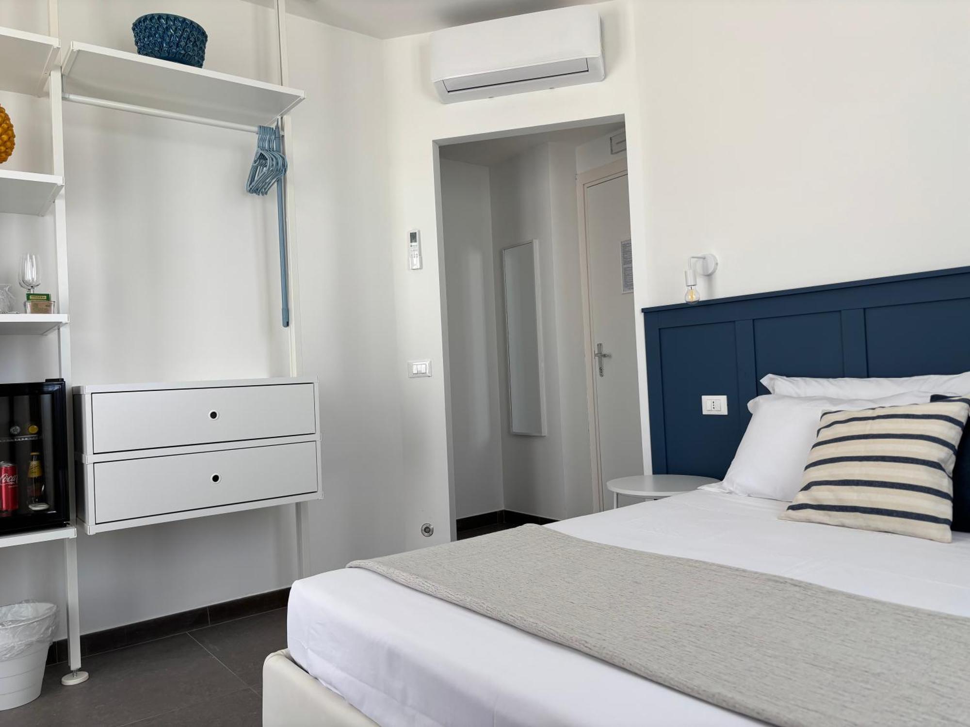 Cala Azzurra Macari Bed And Breakfast And Holidays House Eksteriør bilde